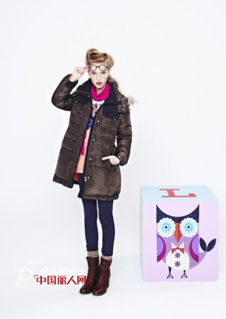 什么品牌的女款棉衣比较保暖时尚