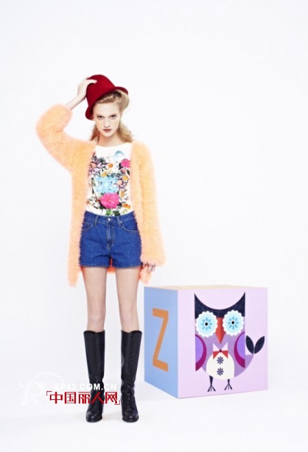 冬天穿什么颜色好看 糖果色外套搭配