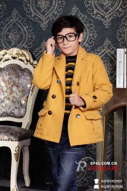 土黄色配什么颜色好看 呢子外套搭配