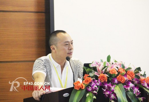 顺势·扬帆 ——雅尔香2014春夏新品发布会隆重召开