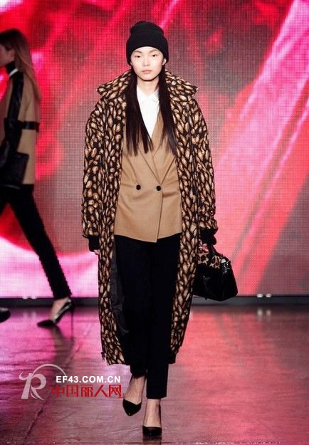 冬季大牌羽绒服 T台羽绒服帮你凹造型