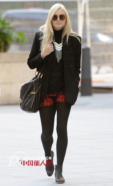 高领毛衣搭配 女星示范高领毛衣混搭风