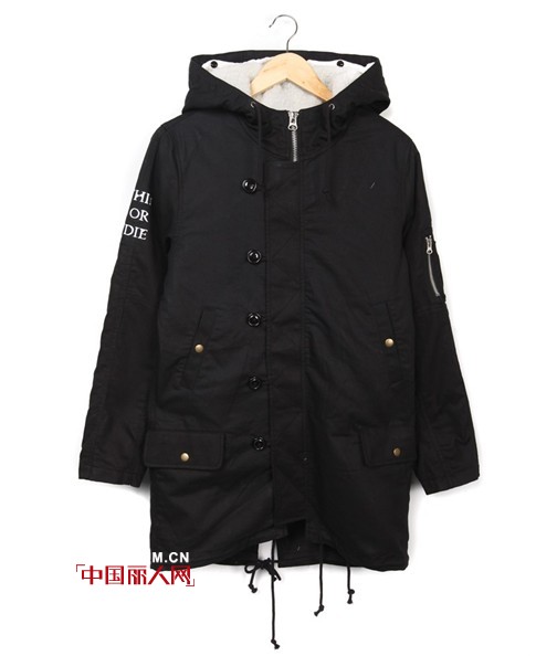 周笔畅,林子君原创潮牌Begins2013秋冬新款图片