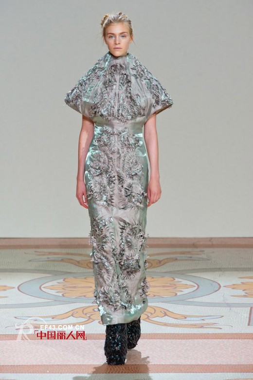 Iris van Herpen  2013秋冬女装会呼吸的美