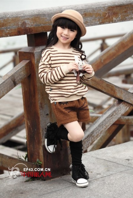 条纹款式好搭配吗  条纹该怎么搭配好看