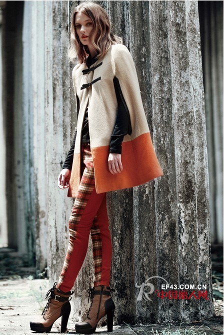 个性毛呢外套款式推荐 LIPPRINT品牌毛呢外套