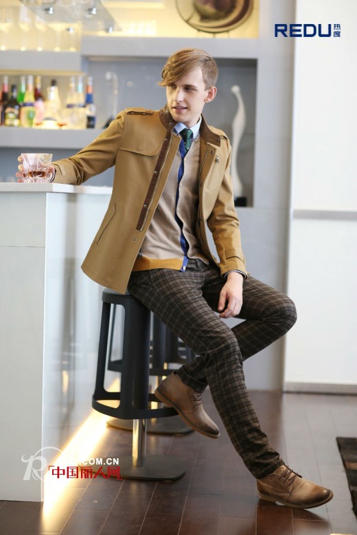 热度男装教你针织衫怎么搭配