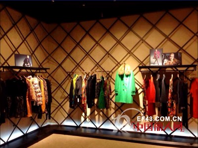 伯妮斯茵BERNIEELEN广州5号停机坪店盛大拉开帷幕