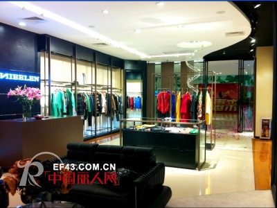 伯妮斯茵BERNIEELEN广州5号停机坪店盛大拉开帷幕