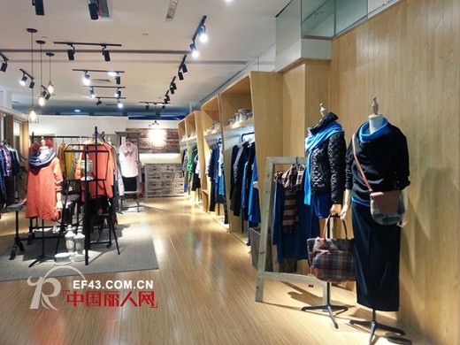 热烈庆祝BELLO ANN新柜揭幕