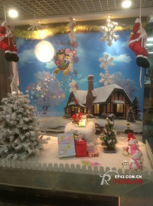 蓝眼精灵喜迎圣诞节