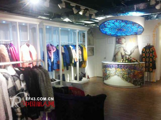 热烈祝贺A/E成都天府购物中心专柜盛大开业