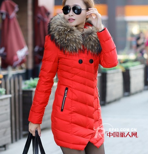 糖果色羽绒服搭配 怎么搭配都时尚