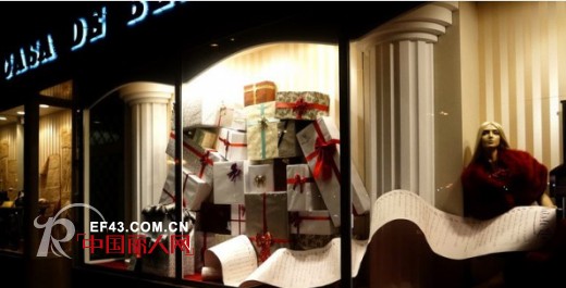 CASA DE BLANURI MG圣诞橱窗设计