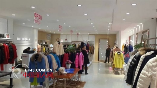 买家时装秀引爆昆诗兰杭州萧山临浦店开业庆典