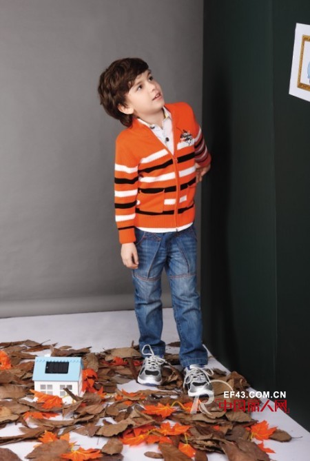 针织衫怎么搭配好看 针织衬衫搭配流行吗