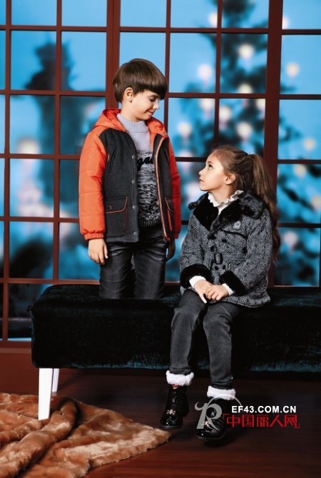 花灰色服装怎么搭配 童装流行什么款式