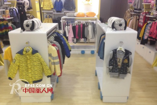 缤果动漫童装广东东莞东城新店盛装开业