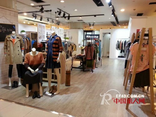 宽松的款式会显胖吗 什么款式穿的舒服又显瘦