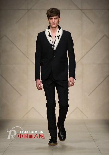 【时尚搭配】英伦风格男款休闲装搭配