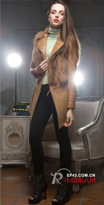 驼色大衣搭配 木翌驼色大衣推荐