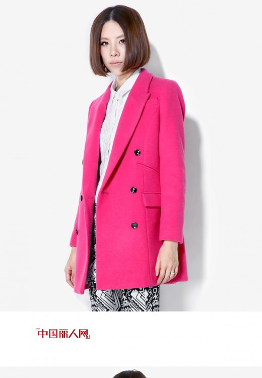 桃红色小西装搭配 时尚小西装装扮