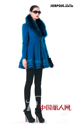 卓姿乔雅冬装新款 情迷圣诞节