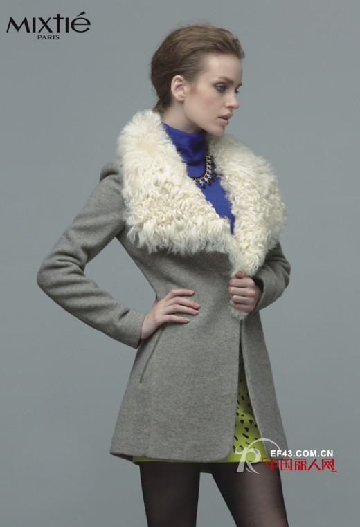 利落廓型营造铿锵式温柔女人装