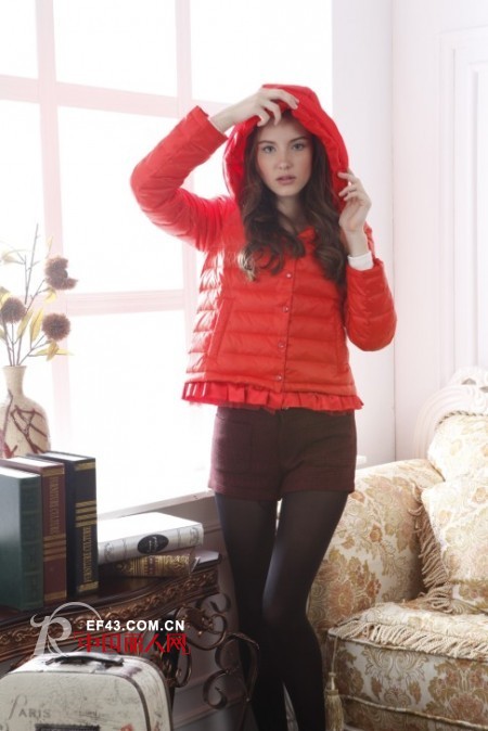 过年穿什么颜色的衣服 大红色外套搭配