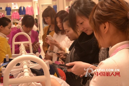 服装业玩法变了!金苑服饰“腾讯微购物发现之旅,百万免单扫回家”活动现场曝光