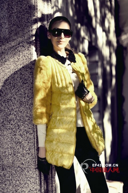 时尚羽绒服搭配 冬季的必备单品