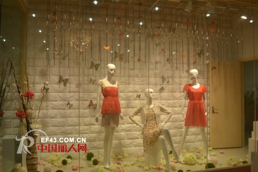 俪思女装深圳华南城新店本周六即将华丽绽放