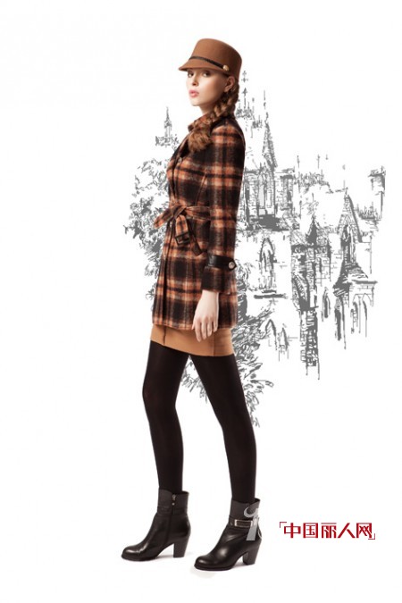 冬季苏格兰格纹外套毛衣 尽显优雅英伦风范