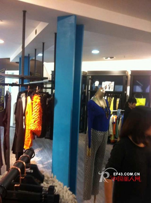 热烈祝贺A/E惠州银基专卖店隆重开业