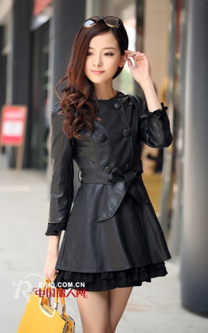 跟Angelababy学习皮裙搭配  打造冷艳高贵强大气场