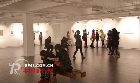 “金苑杯”首届中国时装画大展武汉展开幕及展览