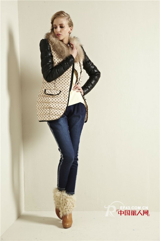 雪花绽放的季节  将羽绒服时尚进行到底