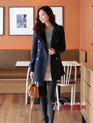 连衣裙配什么外套好看 气质大衣款式搭配