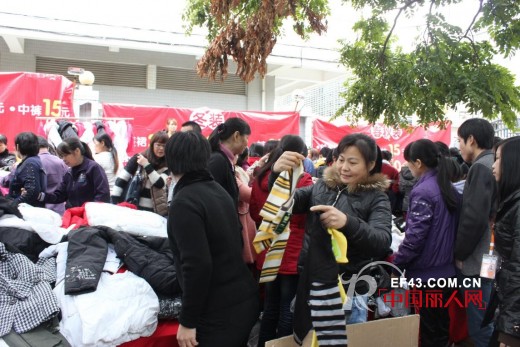 双“蛋”节感恩回馈,叮当猫携手M&Q大眼蛙疯狂特卖