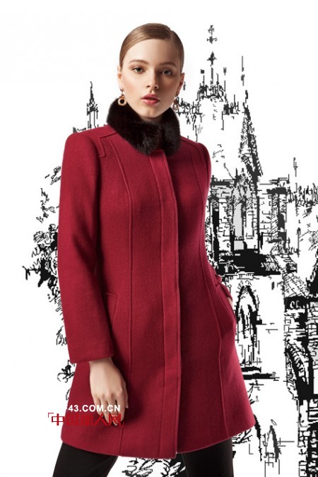 酒红色服装流行吗 酒红色服装怎么搭配好看