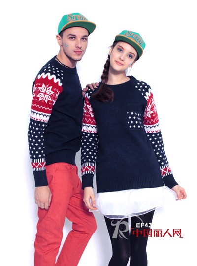 针织衫情侣装全新亮相 个性图案针织衫款式