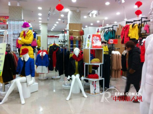 热烈祝贺城市衣柜河南永城华丽港店12月19日盛大开业