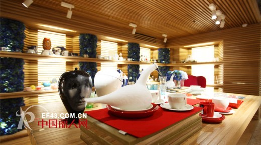 东方风雅颂 北京华贸EP雅莹之家华彩启幕