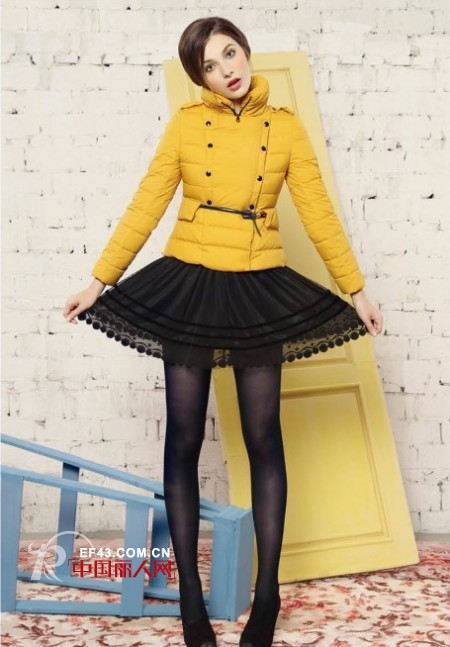 冬天穿什么外套配短裙好看