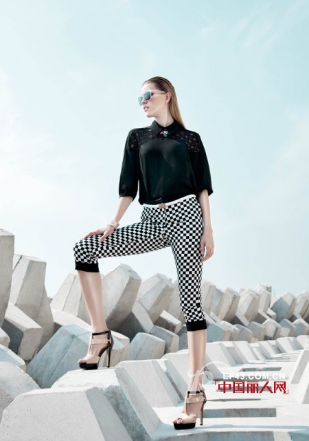 2014春夏新款流行什么元素 经典格子还流行吗