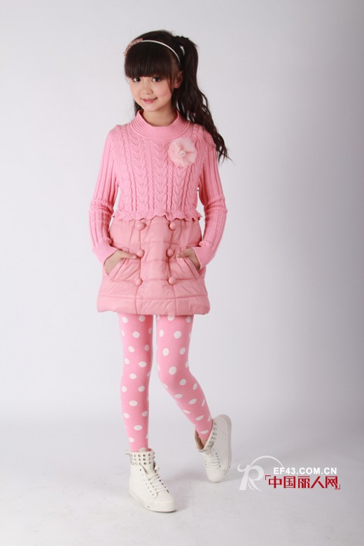 美丽成长日记:我家小萝莉的粉色甜美冬季