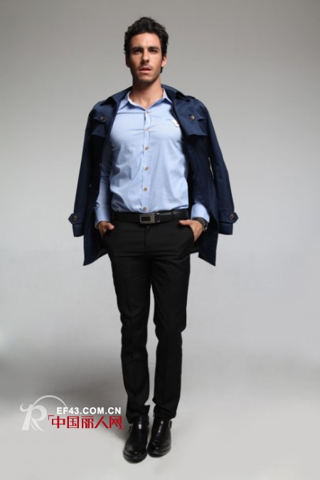风度翩翩 秋冬季节打造型男必看的风衣搭配