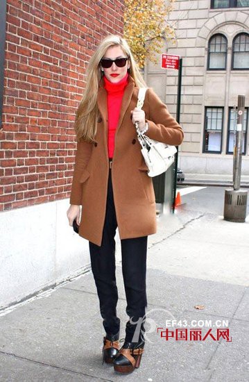 红色开运装  充满喜气洋洋正能量