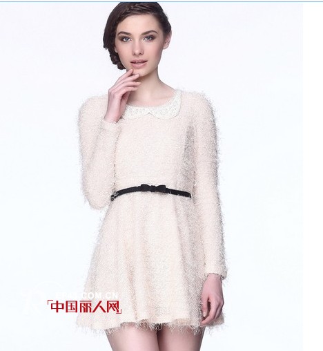 显瘦时尚女装搭配  格子波点都时尚