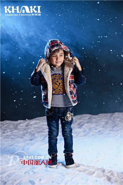 KHAKI卡琪屋幻彩系列打造美丽圣诞节